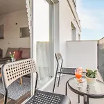 شقة Cozy In Okrug Gornji تروغير