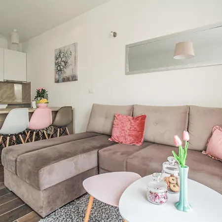 Beautiful In Okrug Gornji Apartment Trogir
