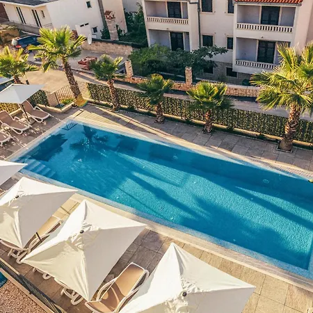 Cozy In Okrug Gornji