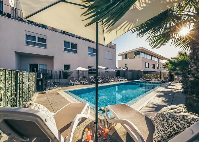 Cozy In Okrug Gornji Appartement *