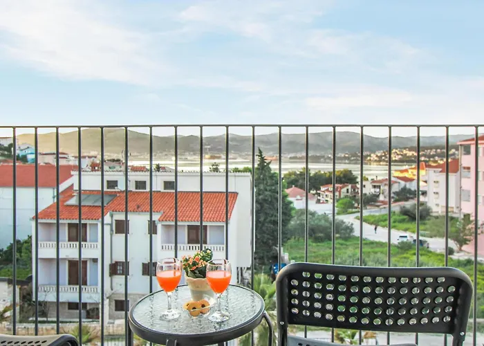 Appartement Cozy In Okrug Gornji Trogir