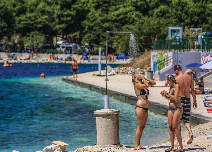 Cozy In Okrug Gornji Apartament Trogir